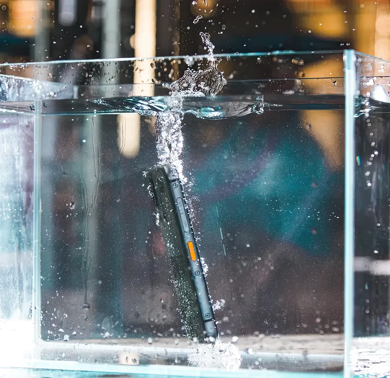 Sinking into a water tank during a submersion test